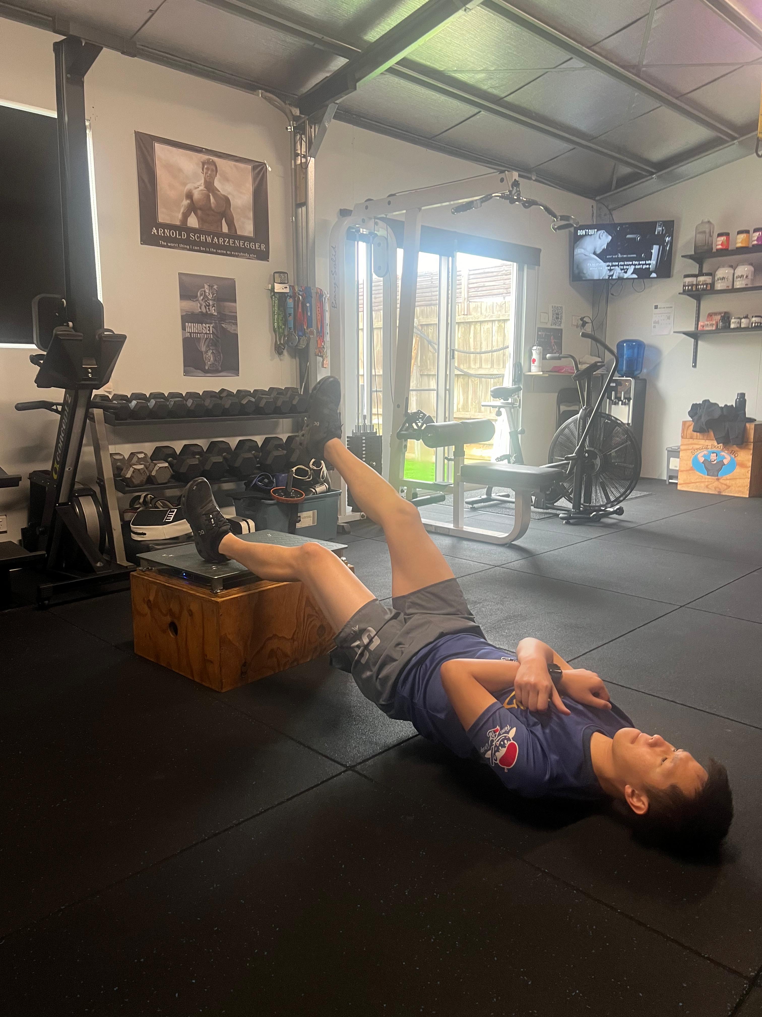 Single Leg Elevated Hamstring Bridge Test